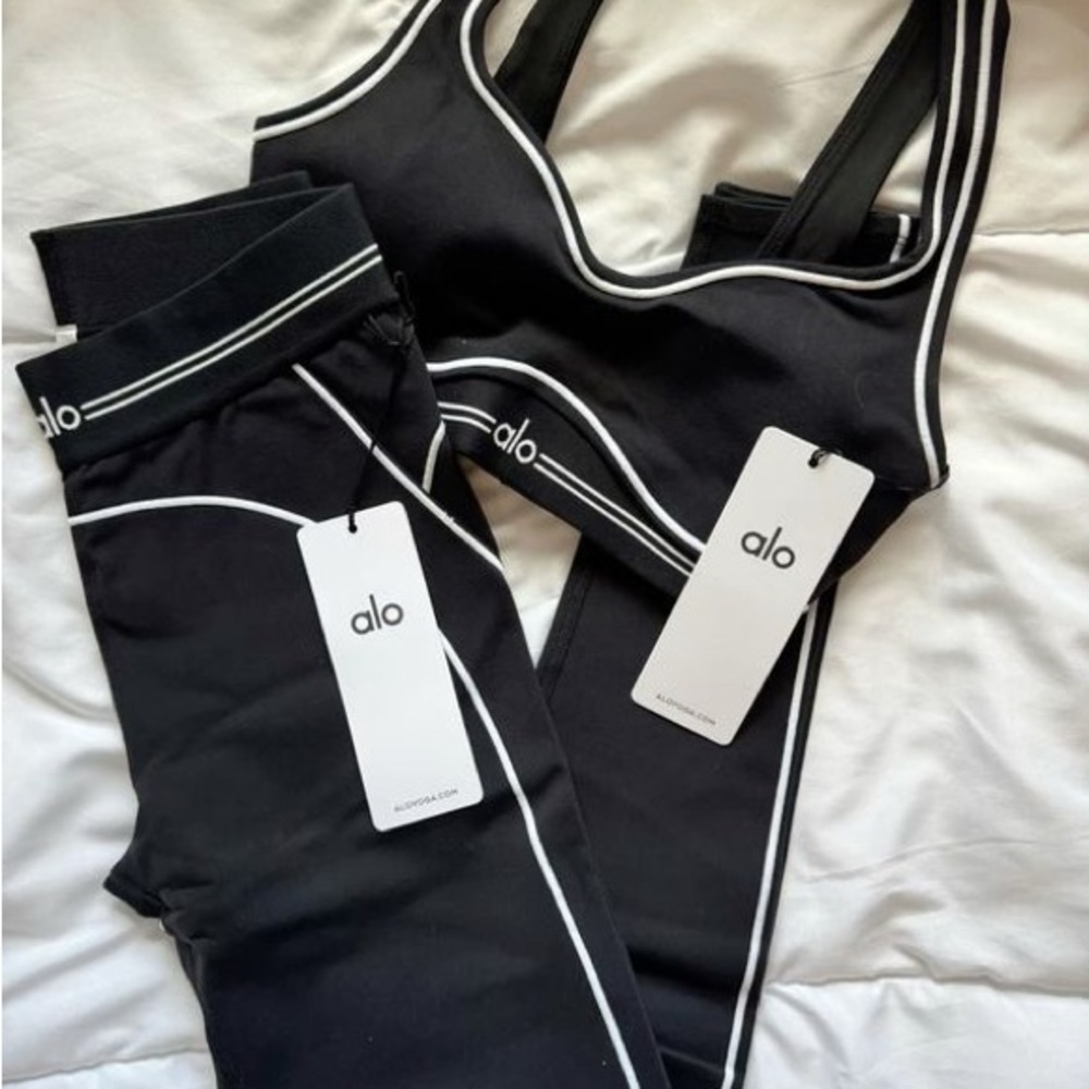 Guess by Marciano